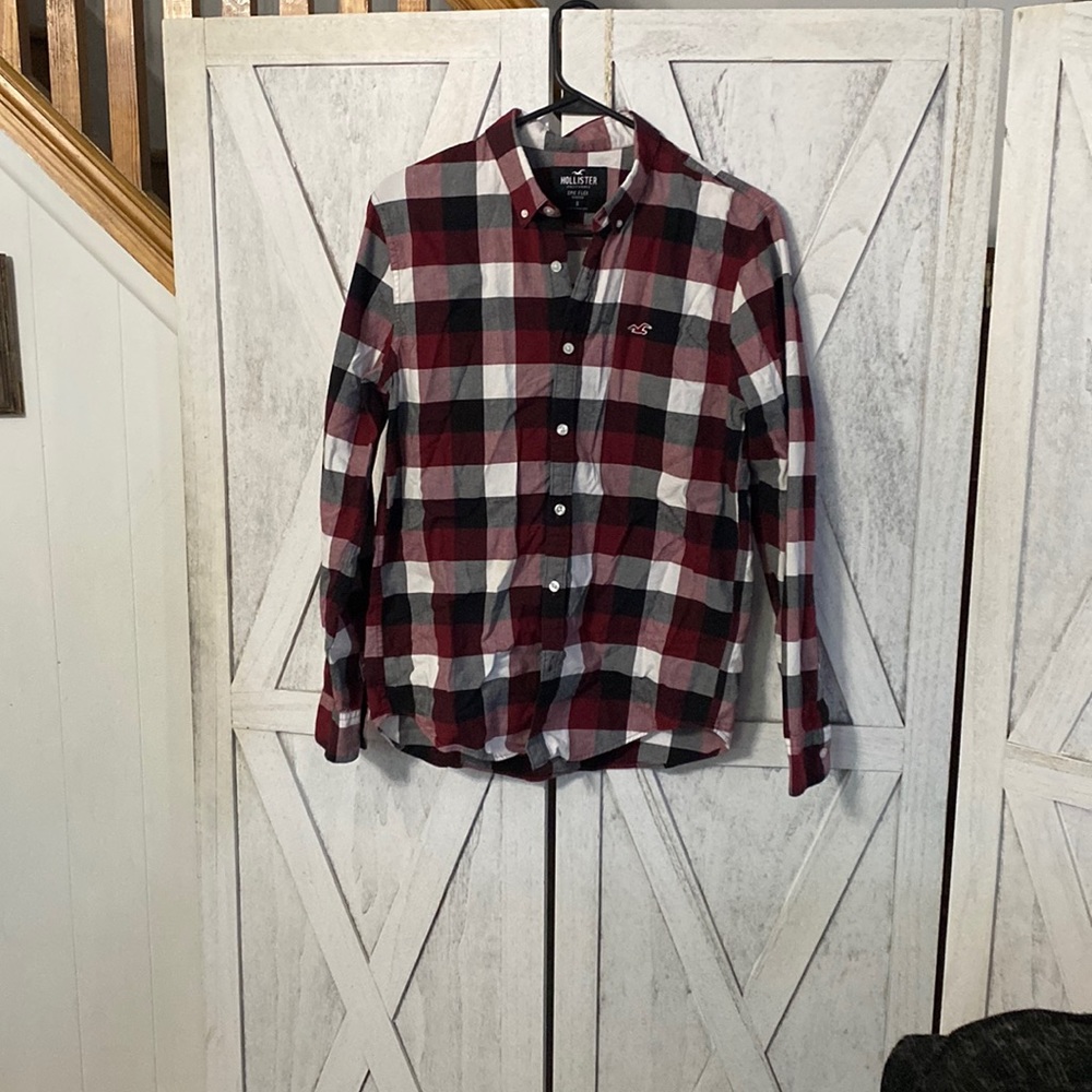 Hollister button down shirt